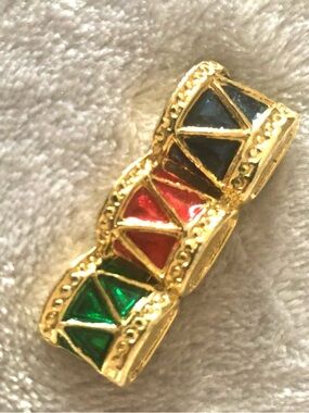 Host Pick Vintage 80s Blue Green Red Brooch Festive Drums Gold Tone Fringe Boho